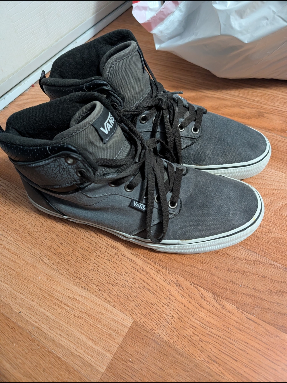 Vans High Top Skate Sneakers in Dark Gray